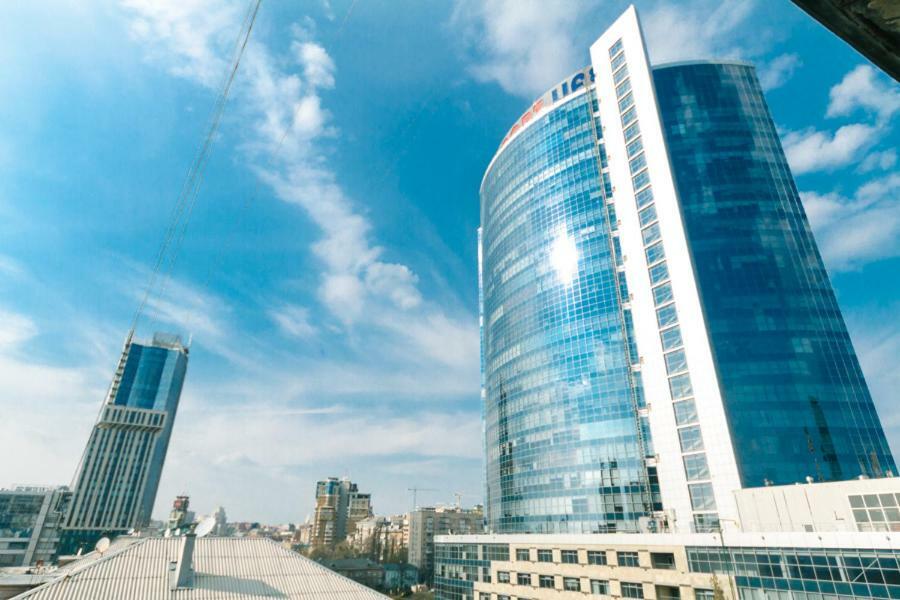 Apartments On Besarabka Kyiv Exterior photo